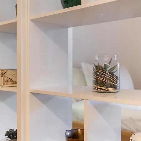 Appartement Warm And Bright Studio Lissabon